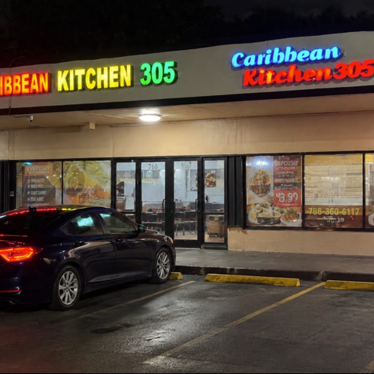 Welcome to Caribbean Kitchen 305