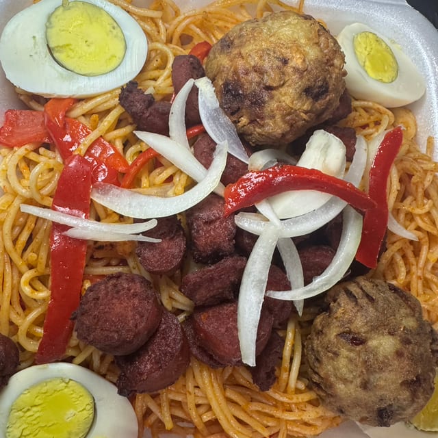 Spaghetti & Boulette & Sausage.